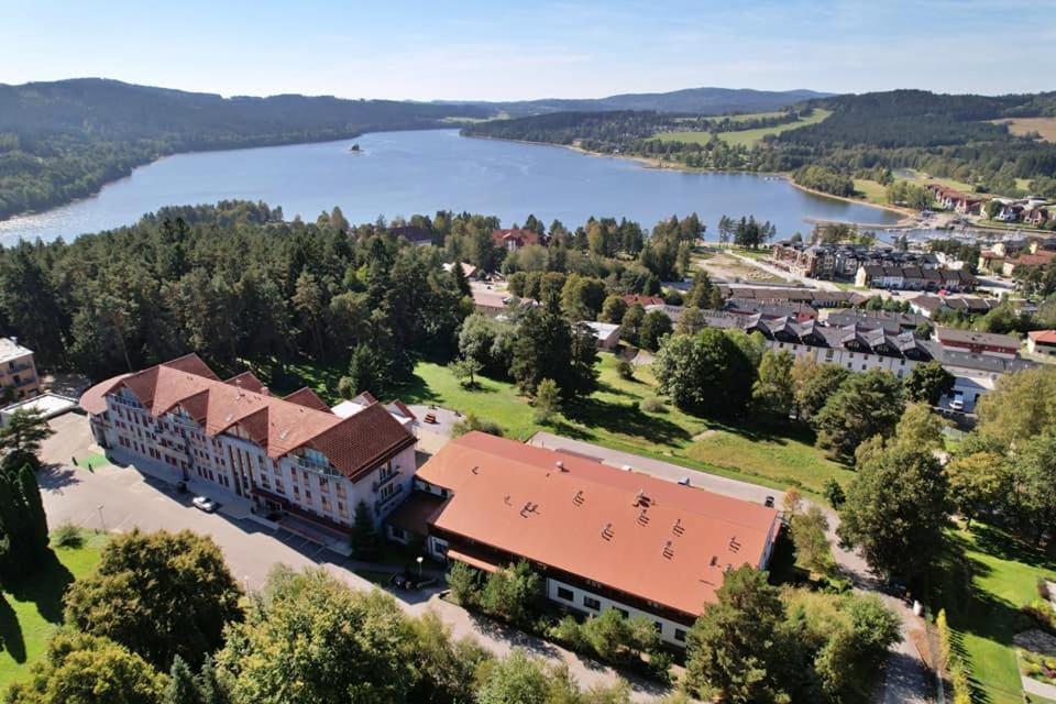 Aparthotel Rezidence Club Canada Lipno 25 Lipno nad Vltavou Exteriér fotografie